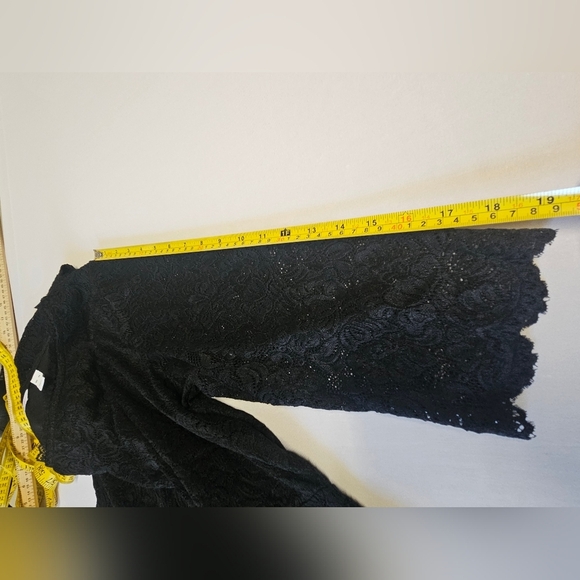 ISAACMIZRAHILIVE! -Elegant Black Lace Women's Top XL - Picture 5 of 6